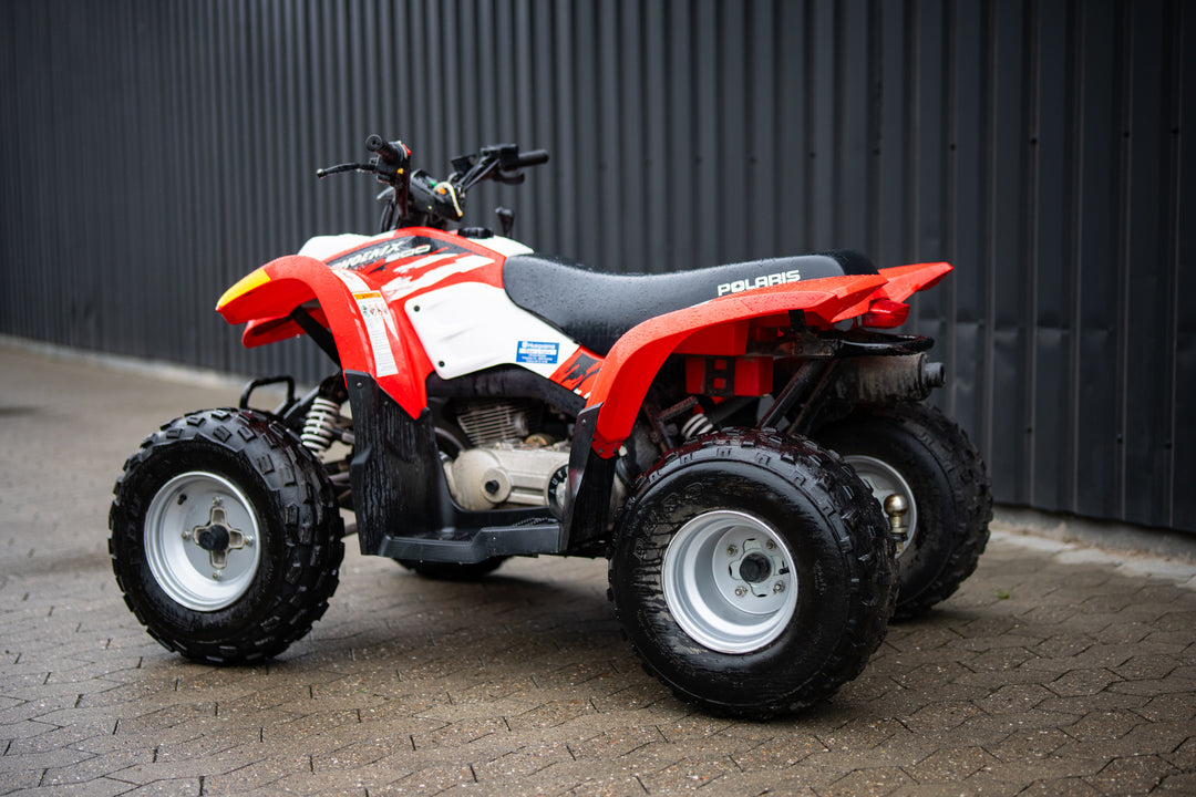 Polaris Phoenix 200