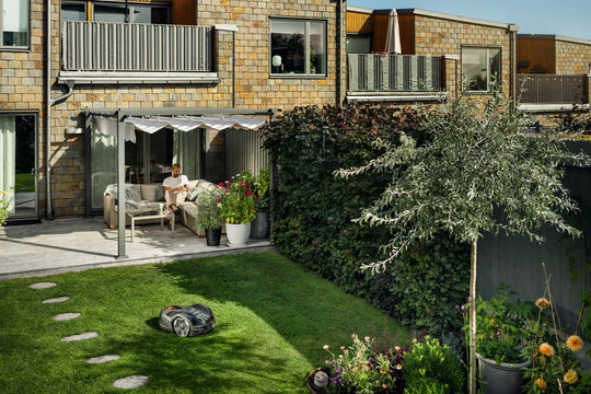 Husqvarna Automower® 305E NERA